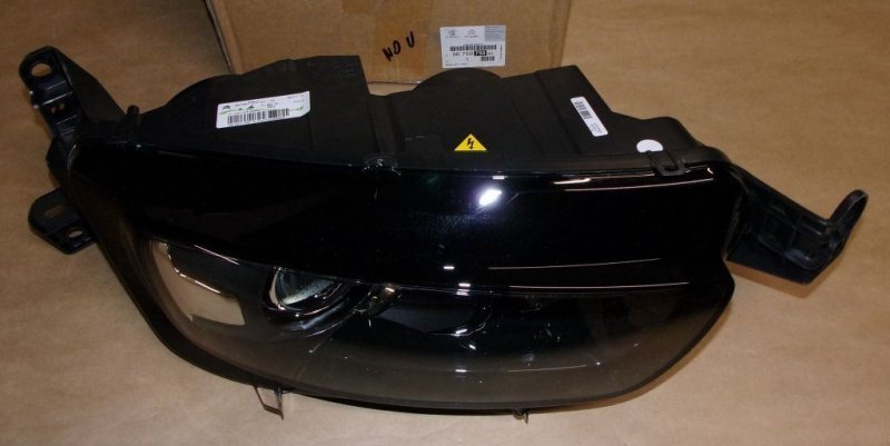 Projecteur Citroën C4 Picasso droit, 9675975080, 9675975080, 