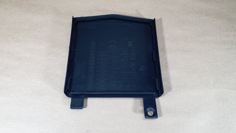 Pièce d’origine  Cache fusibles pour Fiat 500 2007|}, 51807674