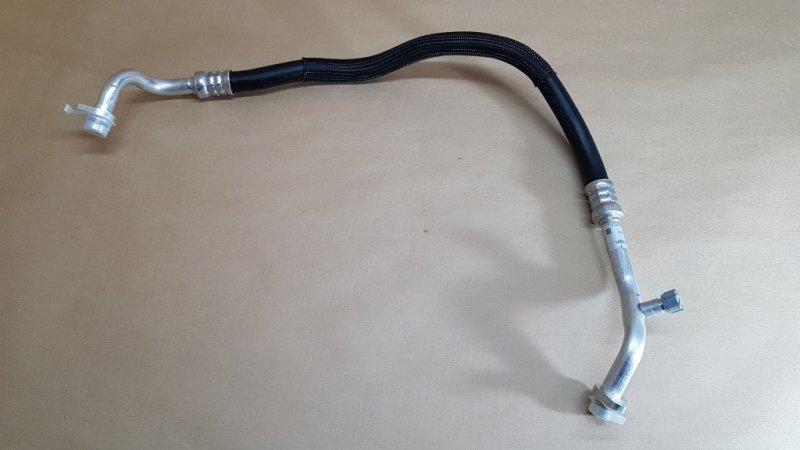 Conduite de climatisation d'origine Dacia Duster II 1.0 TCe ,  924809554R