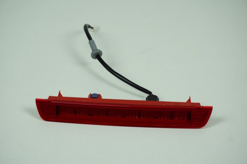 Original Troisième feu stop d’origine Renault Koleos II , 265908663R