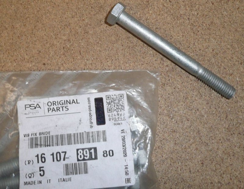 VIS DE FIXATION D'INJECTEUR. Citroën Jumper III P BOXER III 3.0HDI EURO 5 ,  1610789180