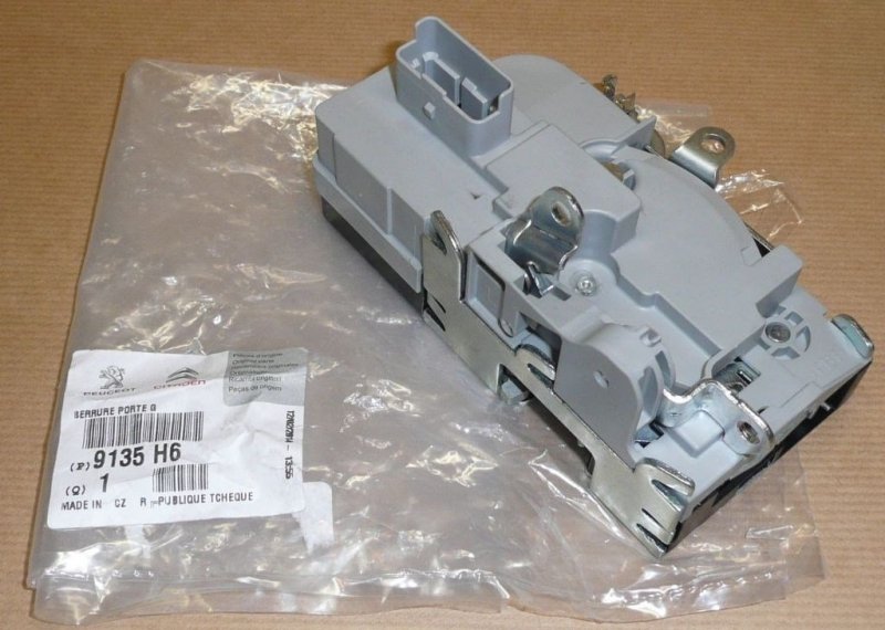 SERRURE de porte avant gauche CITROEN BERLINGO PEUGEOT PARTNER 9135H6, 9135.H6