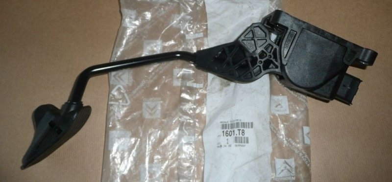Pédale d'accélérateur d'origine avec capteur - capteur Citroën Berlingo Peugeot Partner 1601T8 9655467180, 1601.T8,