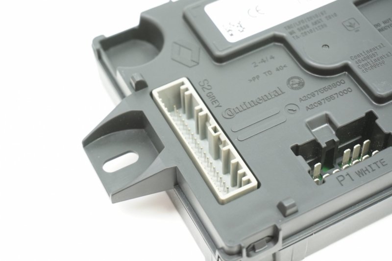Original Module bcm Renault clio IV Dacia duster I sandero II logan 2 dokker lodgy , 284B10447R