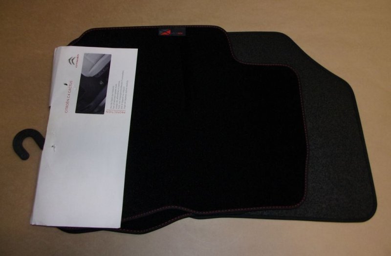 TAPIS EN VELOURS CITROËN C4 CACTUS ,  1611729380