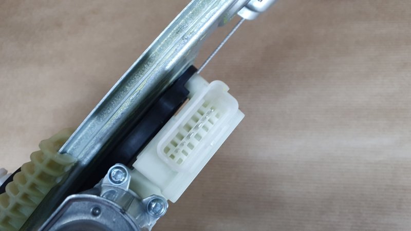 Lève-vitre électrique arrière droit d'origine Renault Mégane IV, 827209167R