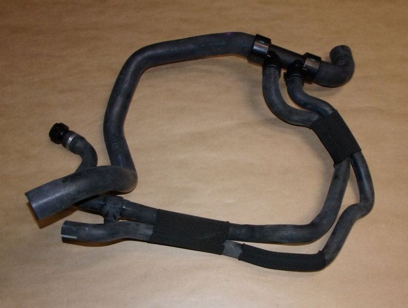 Original  Conduit d'eau Renault Kangoo 1.2 16V Renault Thalia 1.2 16V , 8200503304