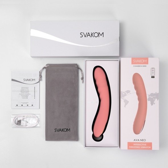 Svakom - Ava Neo Interactive Thrusting Vibrator Peach - wibrator (brzoskwiniowy)