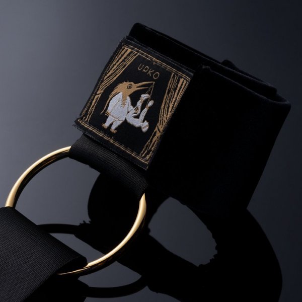 Upko Bondage Gear-Sling With Cuffs - zestaw pasów do krępowania z mankietami (czarny)