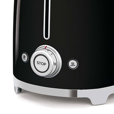 Toster Smeg TSF02BLEU czarny 4 kromek, metalowa obudowa
