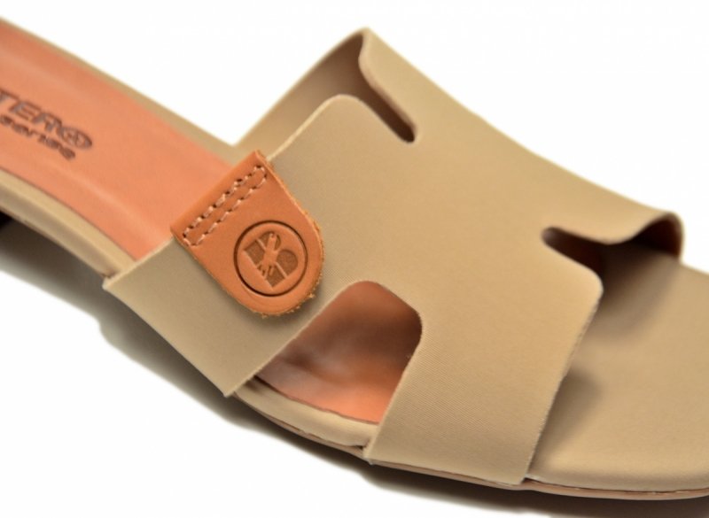 Klapki beżowe nude 37 BOTTERO lycra skóra 375803 beż