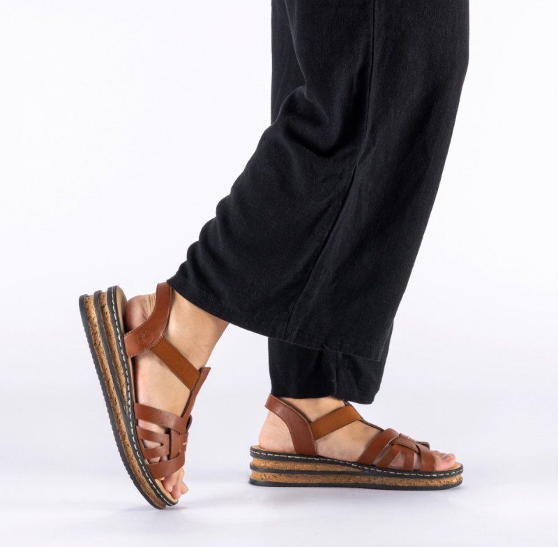 Sandałki brązowe 36 RIEKER 62918 na koturnie platformie brąz