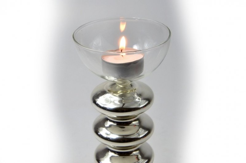 Świecznik szklany spirala srebrny na prezent