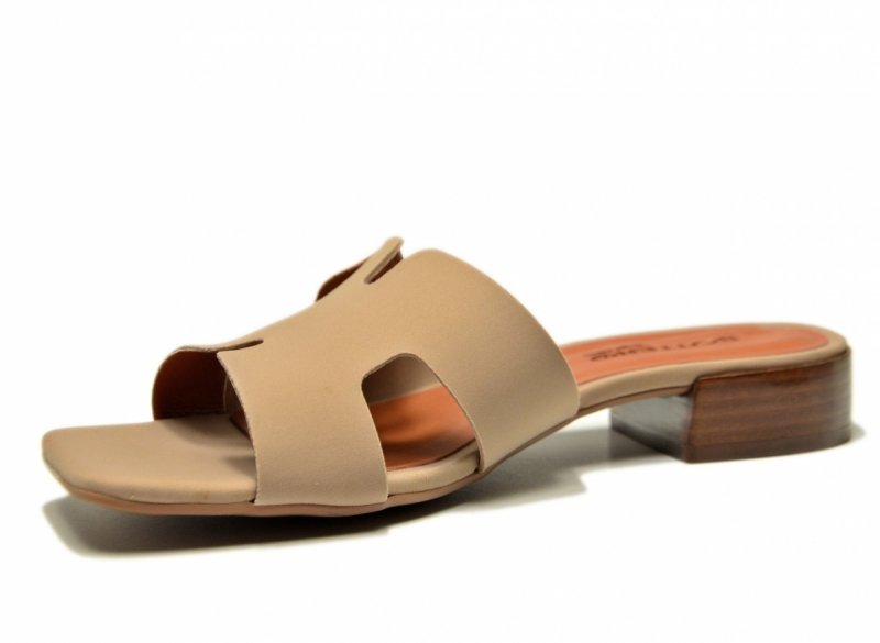 Klapki beżowe nude 37 BOTTERO lycra skóra 375803 beż