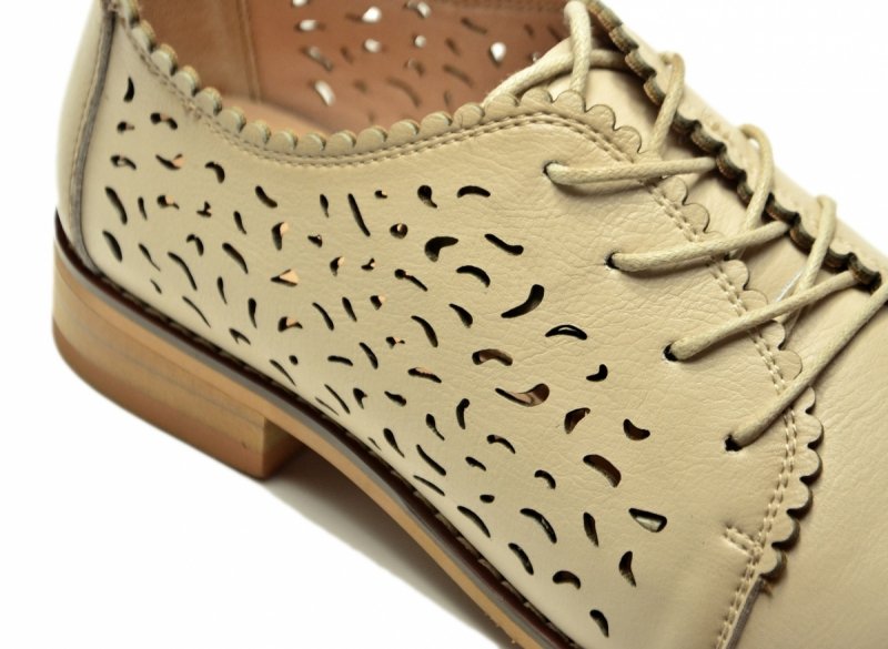 Półbuty beżowe 41 skóra oxfordy CAMBELL 19386 ażurowane damskie skórzane beż