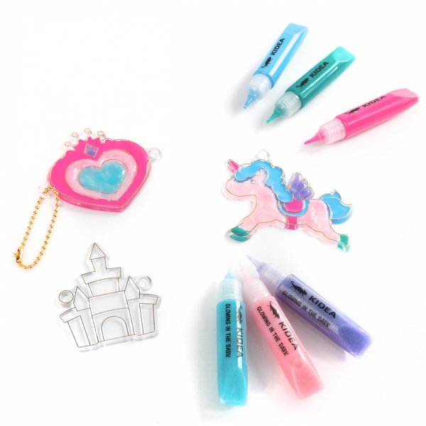 ZESTAW ZAWIESZEK MAGIC ŚWIECĄCYCH W CIEMNOŚCI JEDNOROŻEC KIDEA