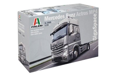 Italeri Mercedes Benz Actros MP4 Gigaspace