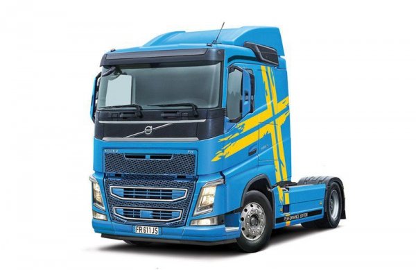 Italeri Model plastikowy Volvo FH Low Roof 1/24