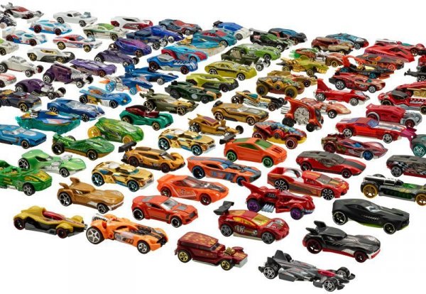 Hot Wheels Auto mix 1:64 5785 p72 MATTEL, cena za 1szt.