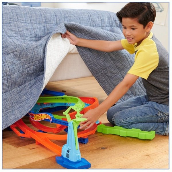 Hot Wheels Action Zestaw Zakręcone tornado Loop Cyclone Challenge HTK16 MATTEL