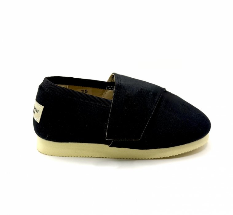 Buty dla dzieci na rzep Czarna Pantera Mądre Kapcie