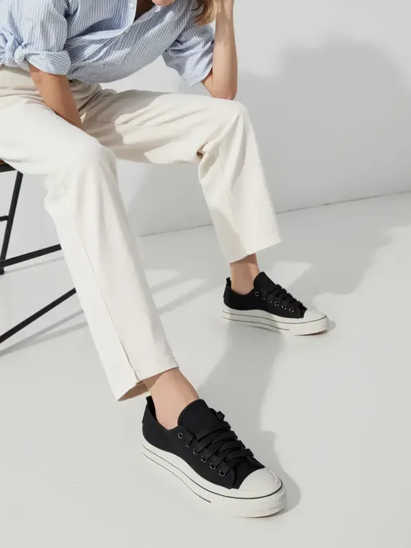 Damskie Trampki LUCERA BLACK