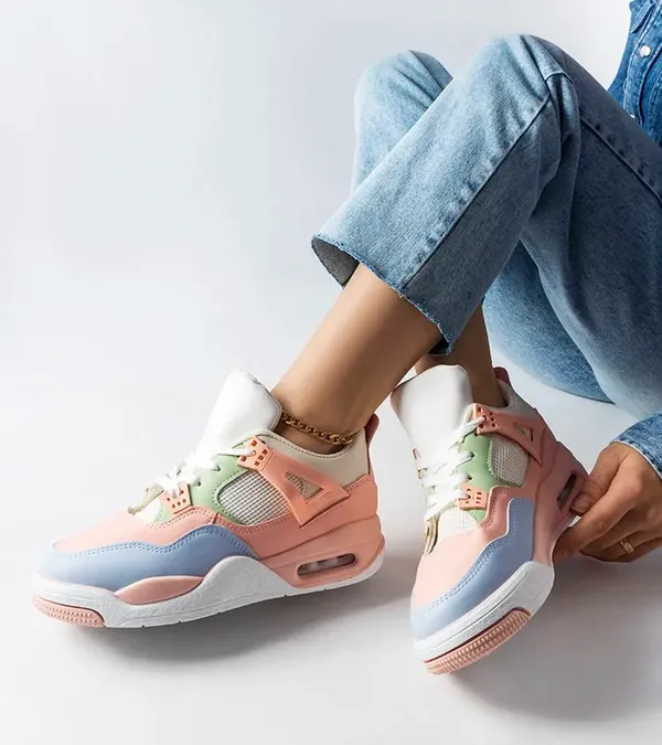 Różowe sneakersy z łączonych materiałów Malas