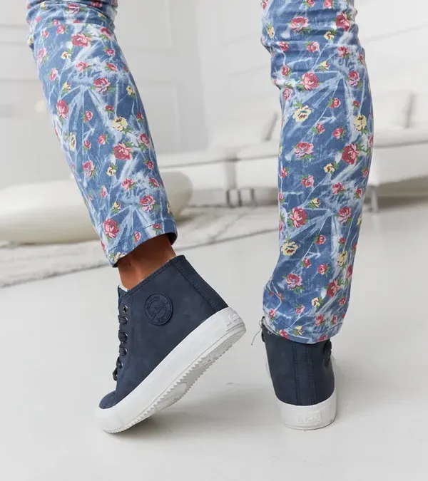 Granatowe trampki Lee Cooper LCJL-20-31-12