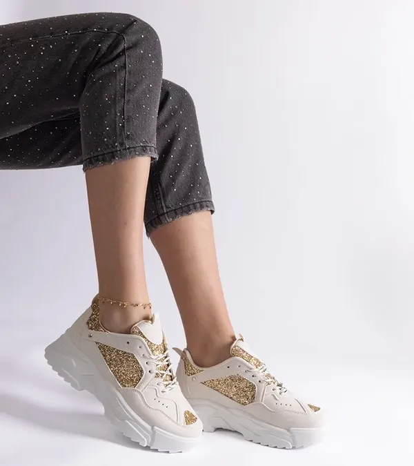 Beżowe sneakersy damskie z brokatowymi wstawkami Caraballo