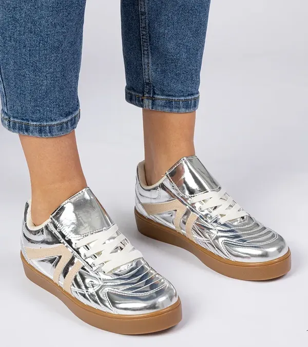 Srebrne sneakersy trampki damskie lakierowane Keyla