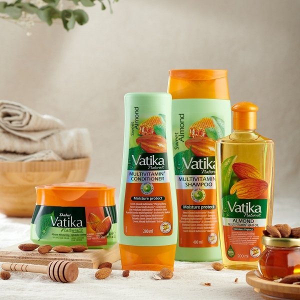 Миндальное мультивитаминное+ масло для волос, Dabur Vatika Naturals, 200мл