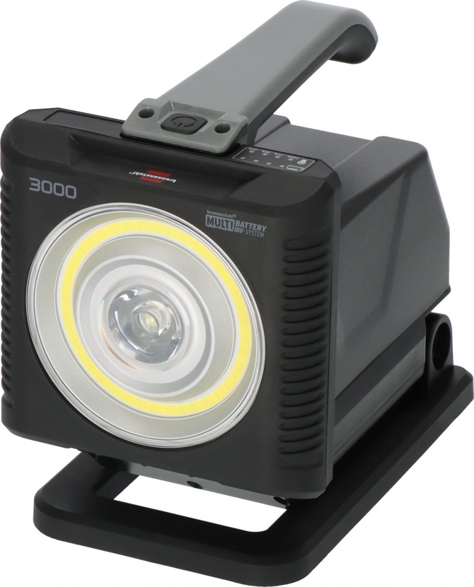 Lampa 3000 lumen outlet