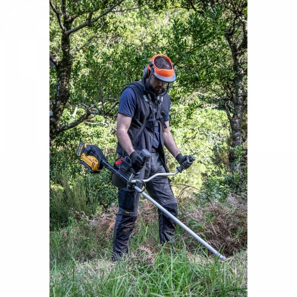 Akumulatorowa kosa do zarośli DeWALT DCMBC823N-XJ 54V z dwoma uchwytami