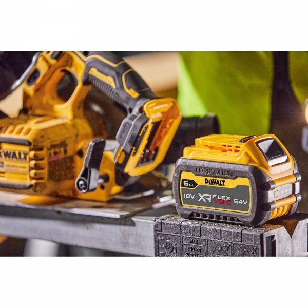 Pilarka tarczowa DeWALT DCS573N 54V XR FLEXVOLT 190mm BODY
