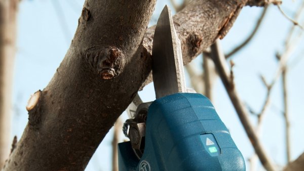 Akumulatorowy sekator ogrodniczy Bosch Professional Pro Pruner 2x3.0Ah 12V
