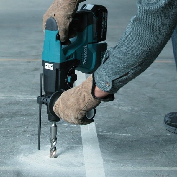 Zestaw combo Makita 4 narzędzia DLX4155TX1 2x5.0Ah