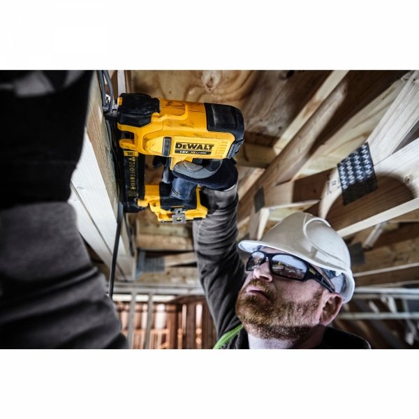 Zszywki do kabli DeWALT DRS18100 do DCN701 - 540szt.