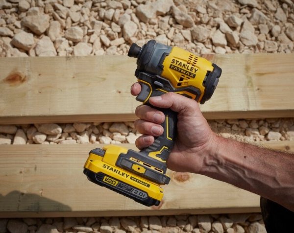 Zakrętarka udarowa Stanley FATMAX SFMCF820B 18V v20 3- bieg