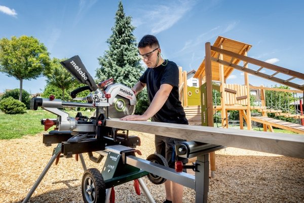 Ukośnica Metabo KGS 18 LTX BL 305 (614305850)