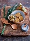 Bloomingville GHIZELLE Solniczka / Kamienny Pojemnik na Sól z Drewnianą Łyżeczką