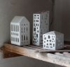 Kähler URBANIA Świecznik Tealight - Domek Biały - Church 