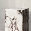 Menu PLINTH Stolik Kwadratowy - Postument Marmurowy - Marmur Rose Calacatta
