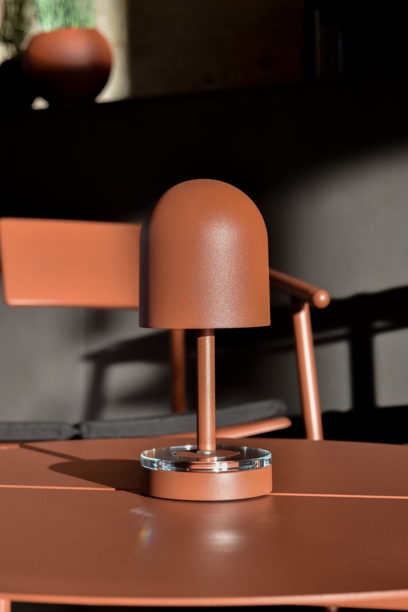 Aytm LUCEO Bezprzewodowa Lampka LED 24 cm / Ceglasta