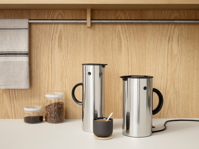 Stelton EM 77 Czajnik Elektryczny 1,5 l / Srebrny Stalowy