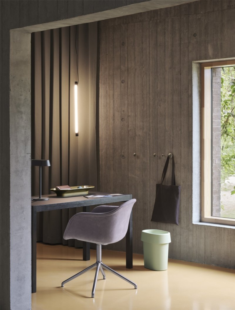 Muuto MERE Misa Dekoracyjna 51,5 cm / Brązowa