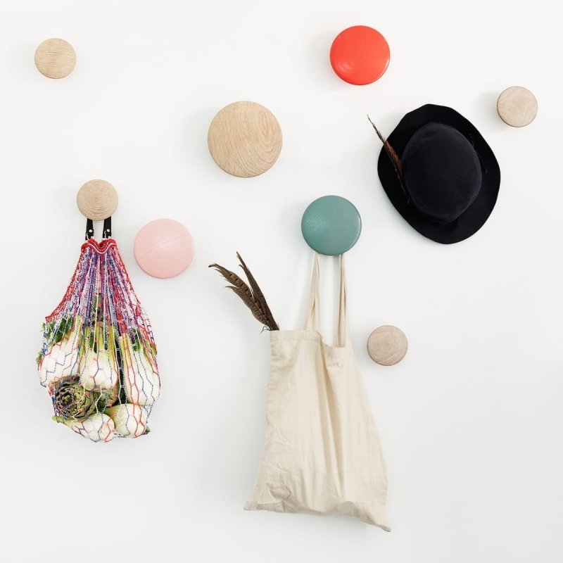 Muuto DOTS Wieszak Drewniany S - 9 cm / Zielony Sage Green