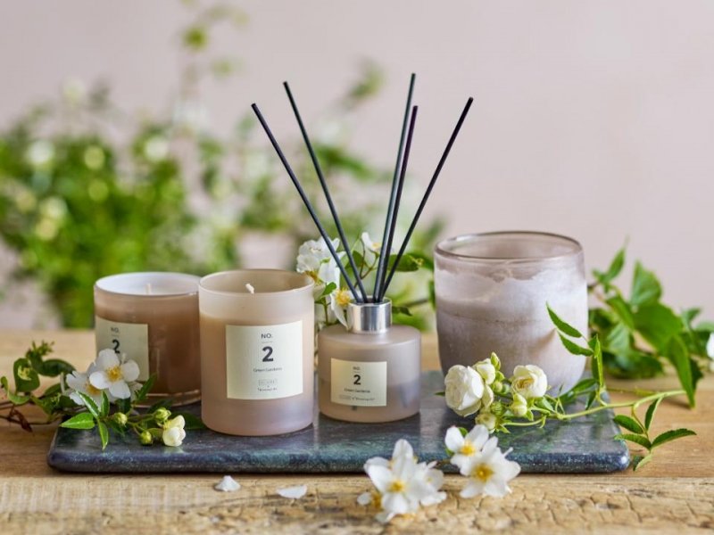 Bloomingville NO.2 Dyfuzor Zapachowy z Patyczkami 100 ml / Kwiatowy