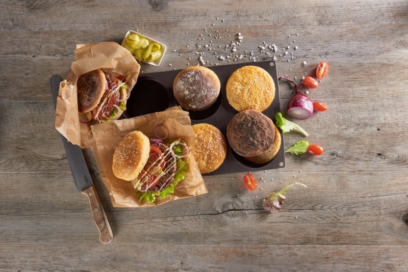 Lurch FLEXI FORM Silikonowa Forma do Bułek Burgerów 8,5 cm Brązowa