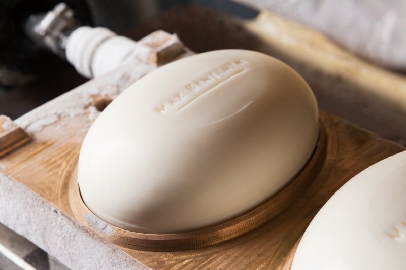 Max Benjamin CLASSIC Mydło w Kostce 200 g White Pomegranate