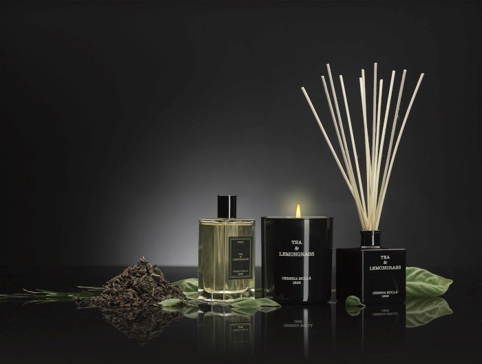 Cereria Molla BOUTIQUE Świeca Zapachowa 230 gr. Amber and Sandalwood